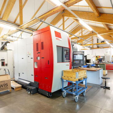 Machining center – Emco Hat65 Power-Mill Machining center – Emco Hat65 Power-Mill